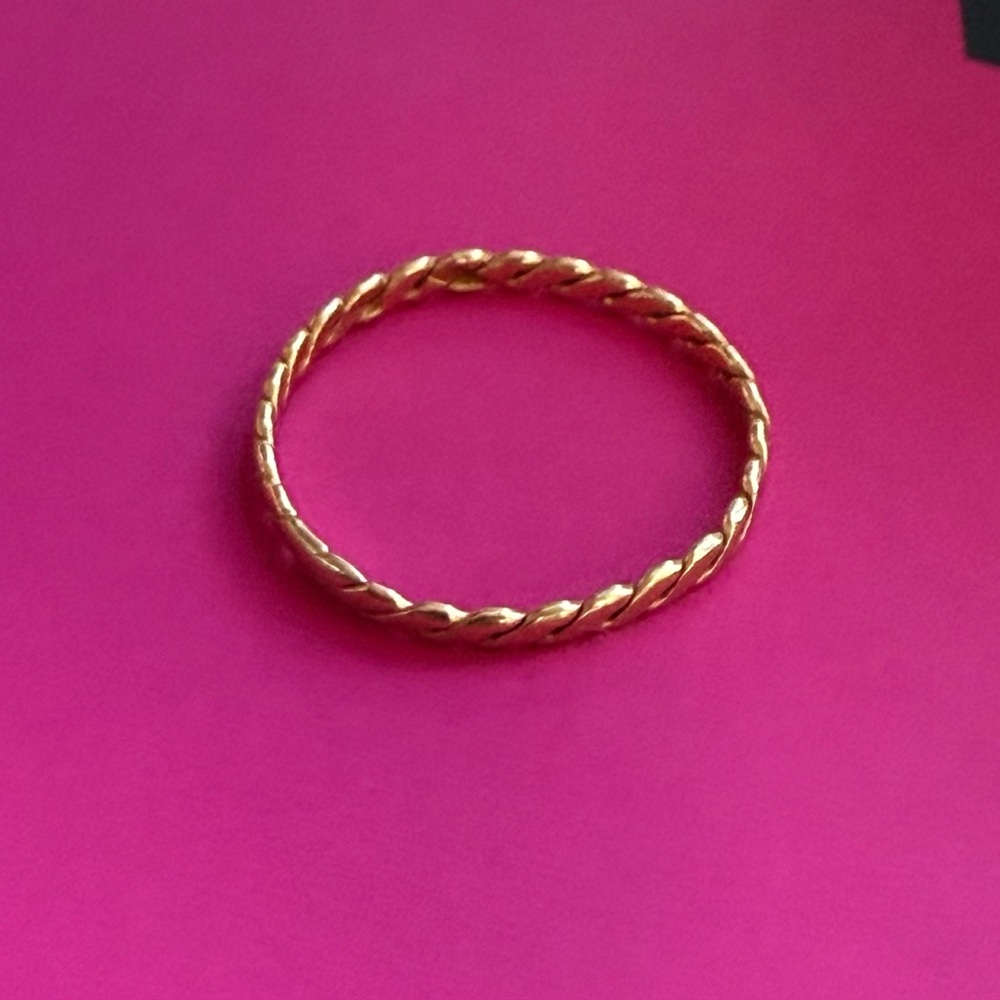 14k Solid Gold Ring 7